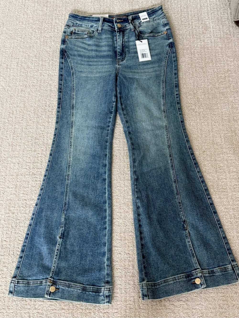 Women’s Judy Blue Flared Jeans - Classic Vintage Wash 5/27